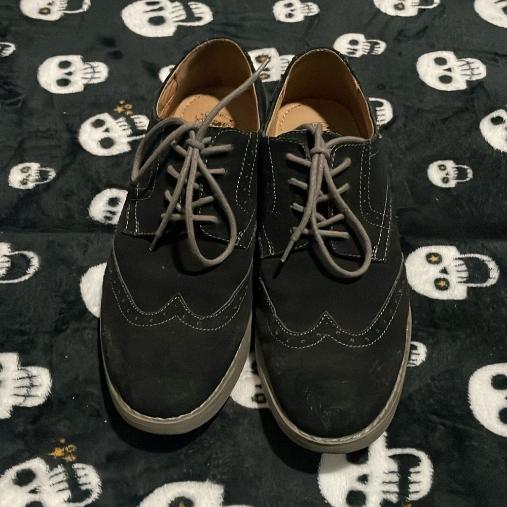 Marc Anthony suede Wingtip dress shoes